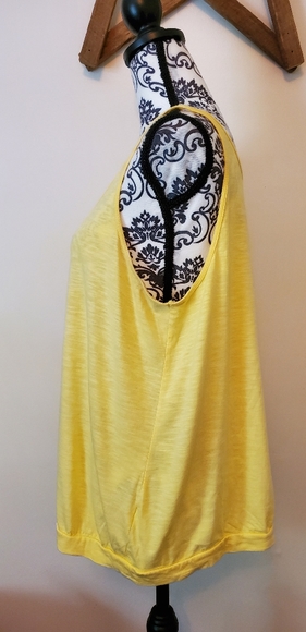 Sonoma  Women's Tank Top  EUC - Picture 5 of 6